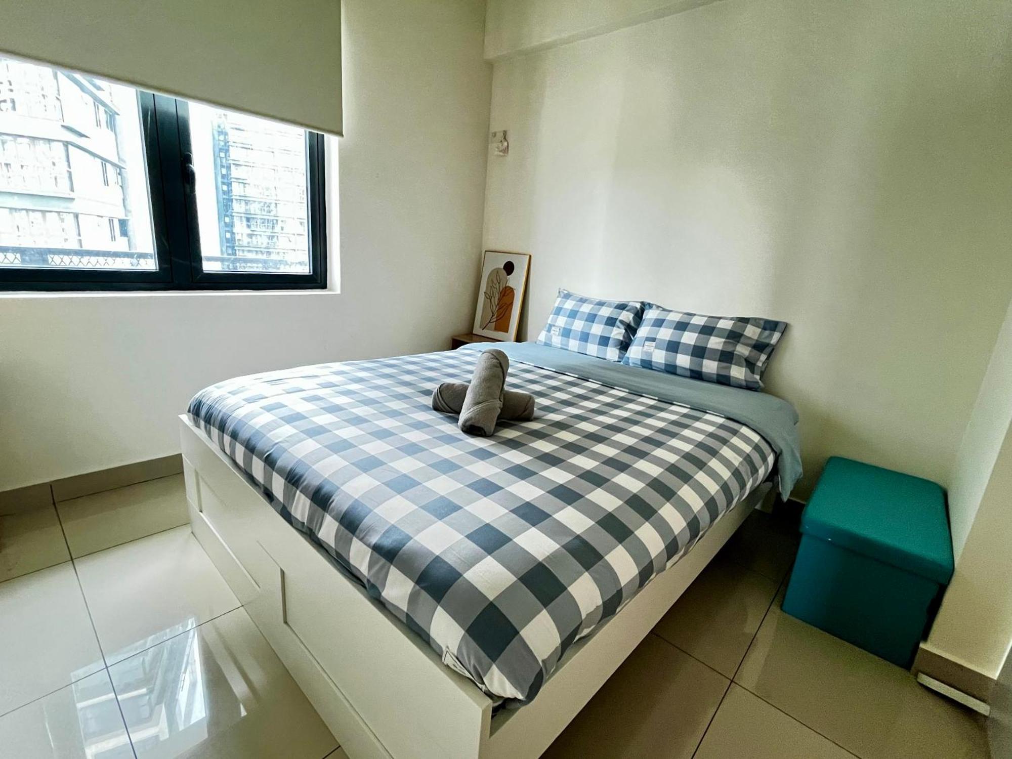 Pangsapuri Setia Alam Nordic Trefoil 2 Bedrooms Home-walk To Setia Mall & & Setia Convention Centre *