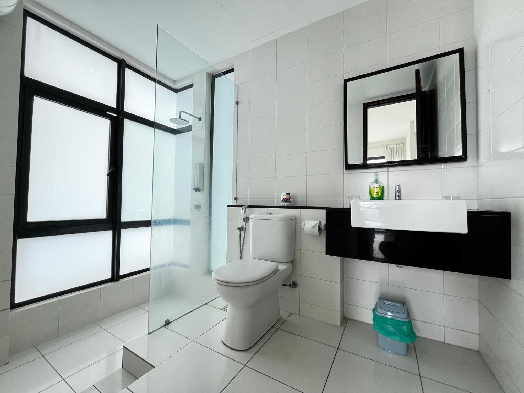 Setia Alam Nordic Trefoil 2 Bedrooms Home-walk To Setia Mall & & Setia Convention Centre Pangsapuri