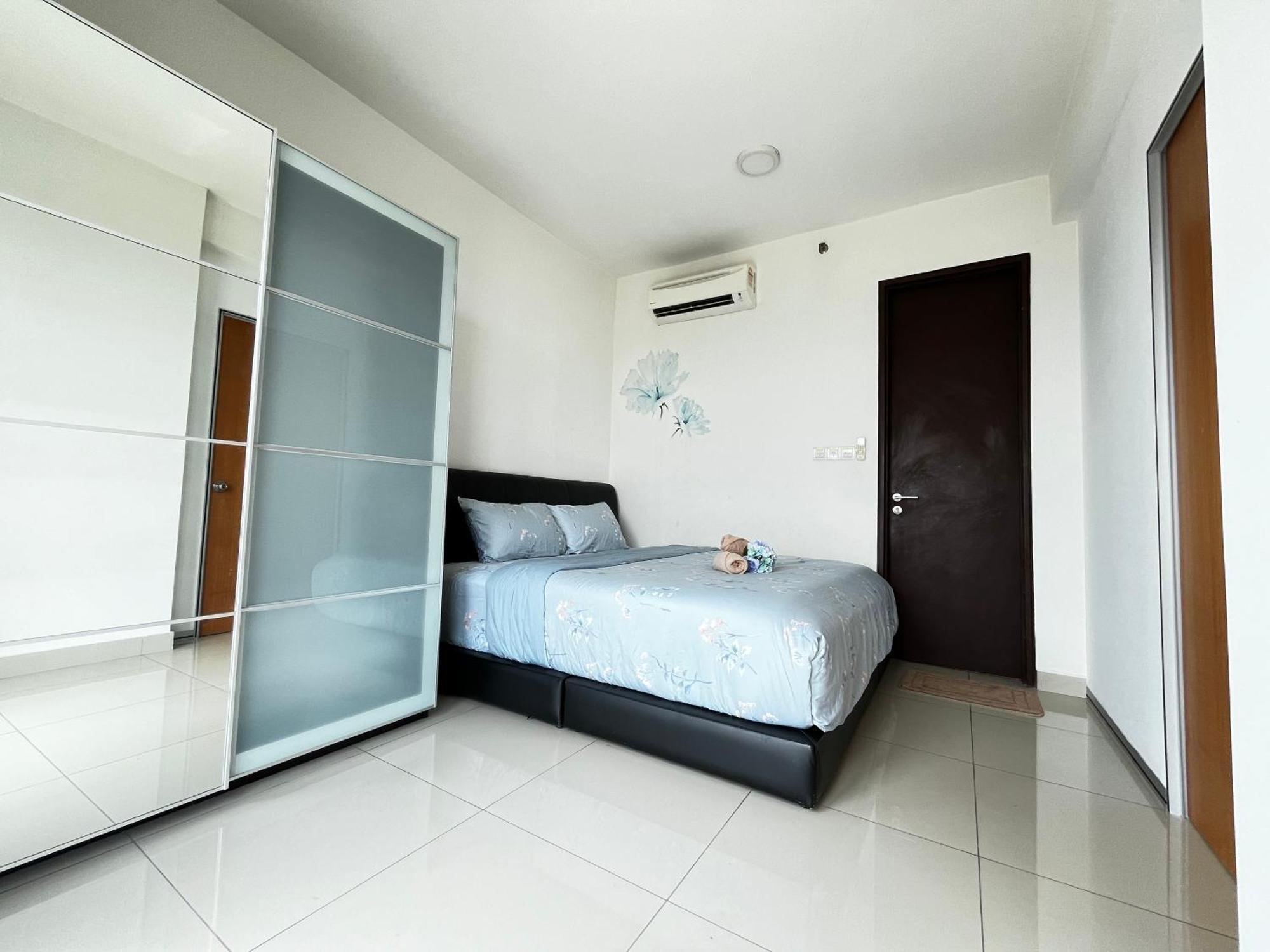 Setia Alam Nordic Trefoil 2 Bedrooms Home-walk To Setia Mall & & Setia Convention Centre Pangsapuri Shah Alam