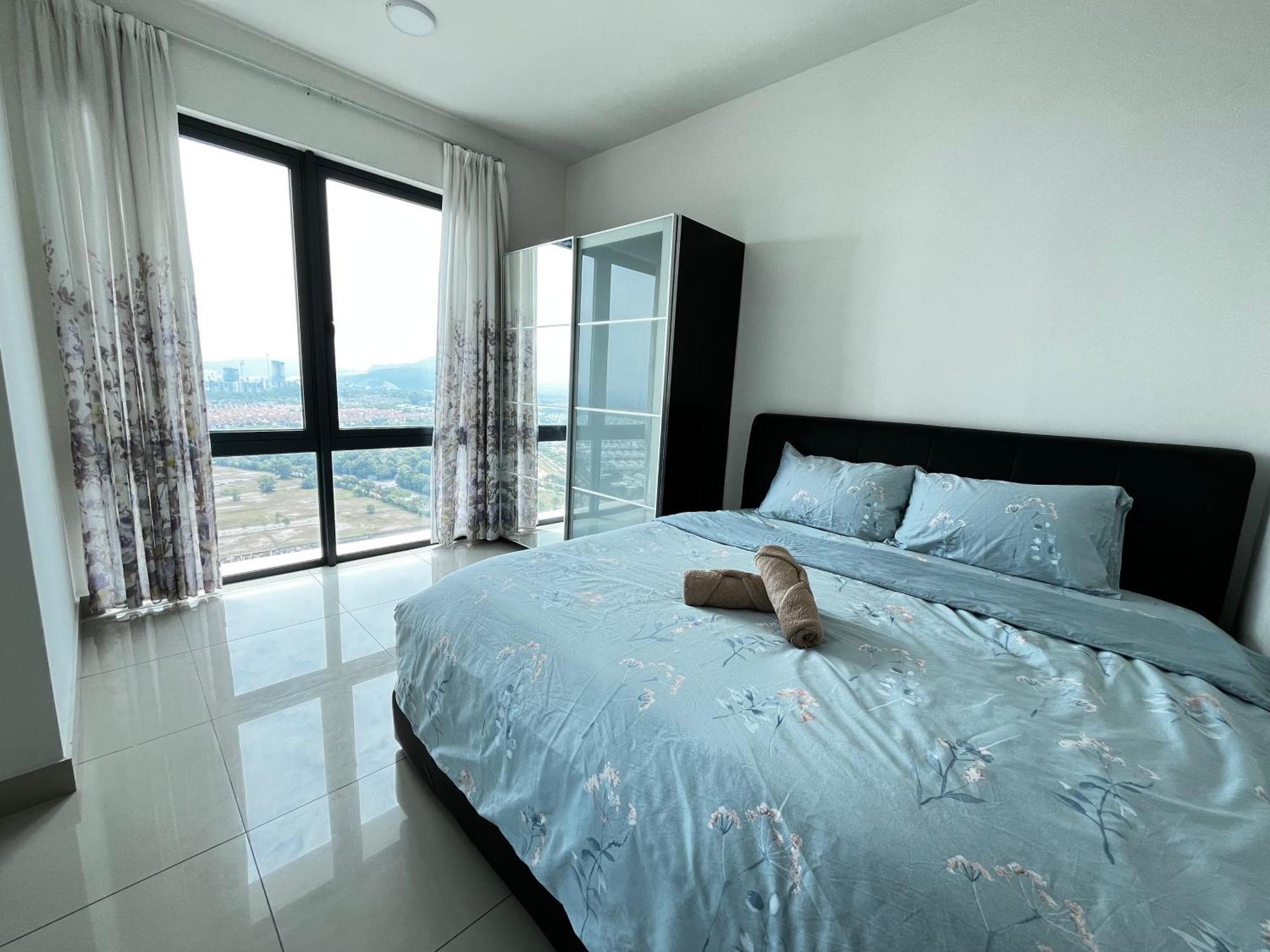 Setia Alam Nordic Trefoil 2 Bedrooms Home-walk To Setia Mall & & Setia Convention Centre *