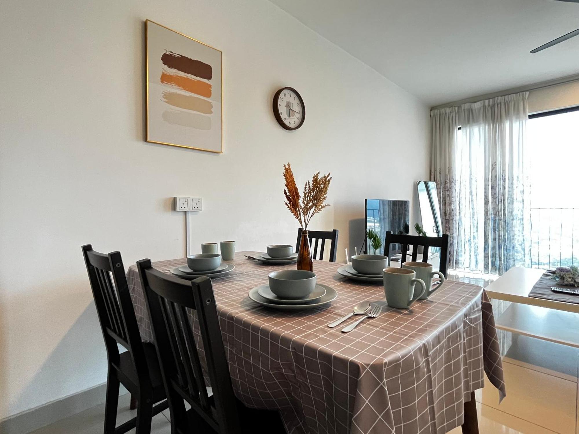 Setia Alam Nordic Trefoil 2 Bedrooms Home-walk To Setia Mall & & Setia Convention Centre Pangsapuri