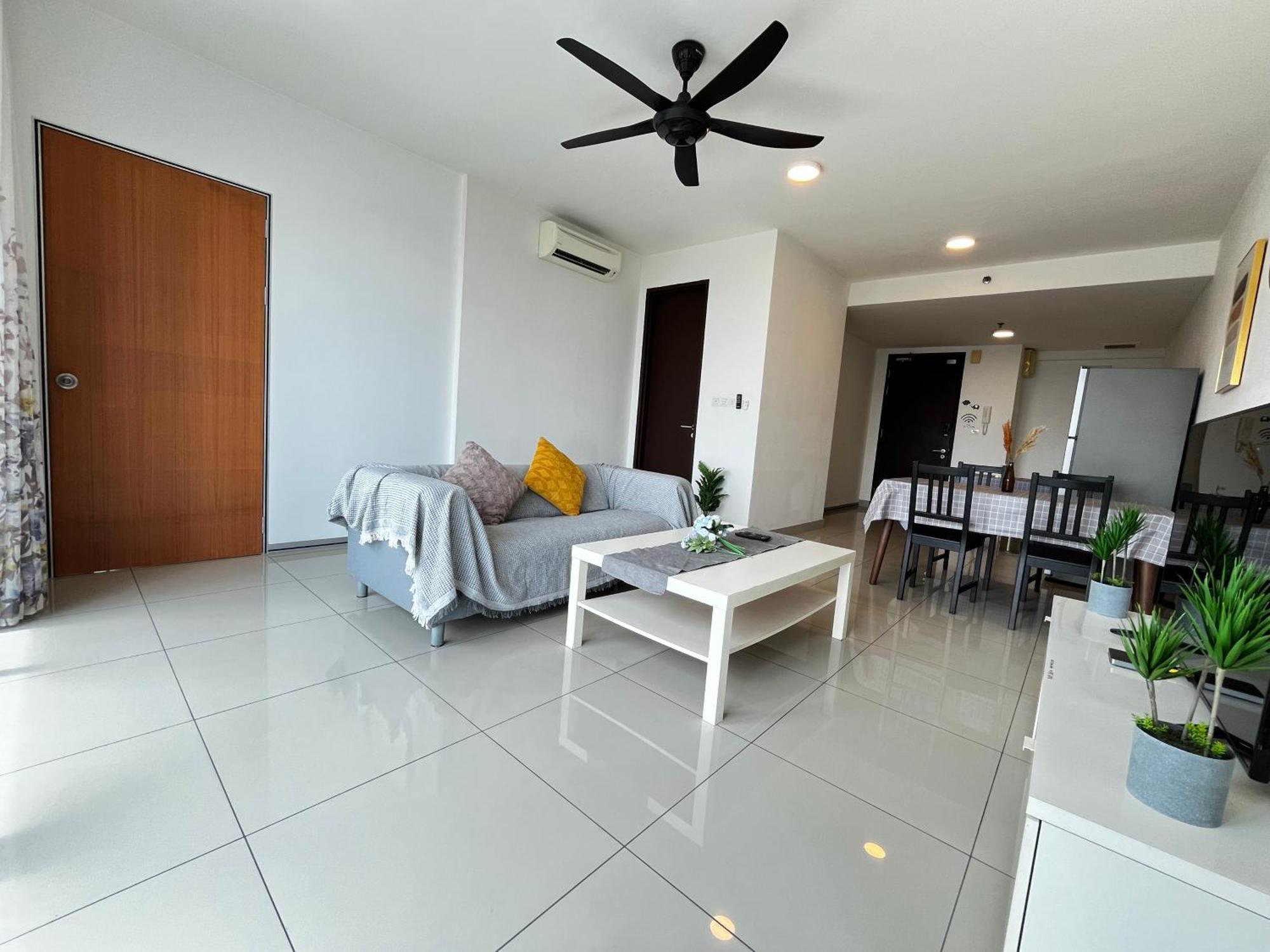 Pangsapuri Setia Alam Nordic Trefoil 2 Bedrooms Home-walk To Setia Mall & & Setia Convention Centre Shah Alam