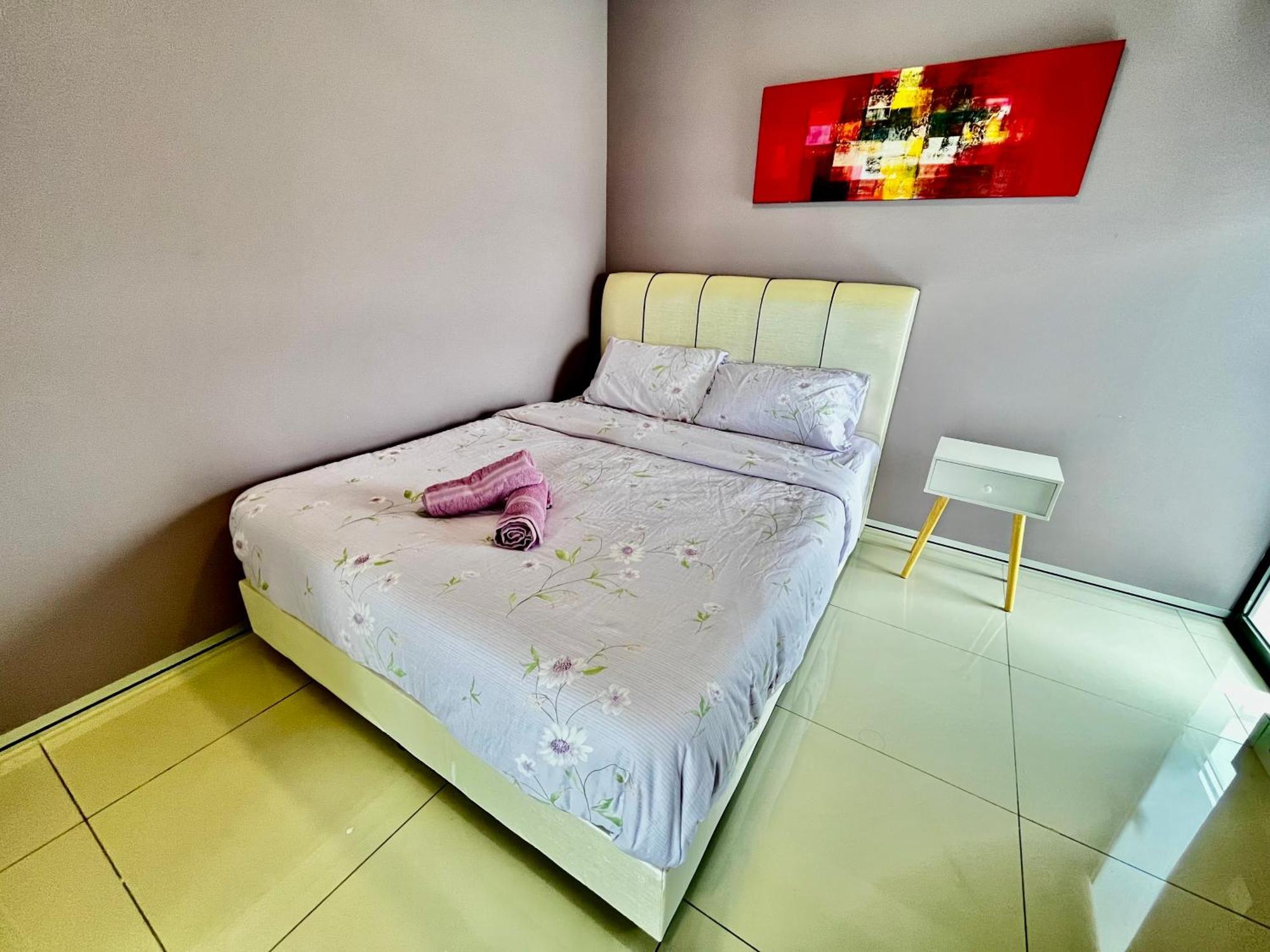 Apartment Setia Alam Nordic Trefoil 2 Bedrooms Home-walk To Setia Mall & & Setia Convention Centre *